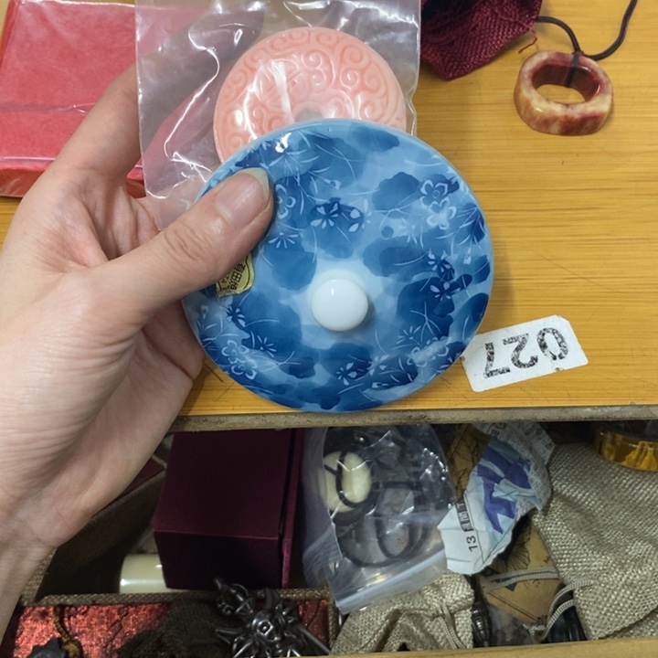 摆件中古工艺品一件
