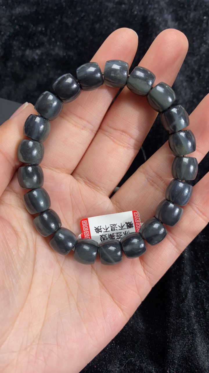 纯天然和田玉新疆聚墨青花卡10直切手串