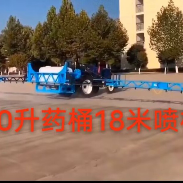背负式带缠管器打药机，后输出轴带动