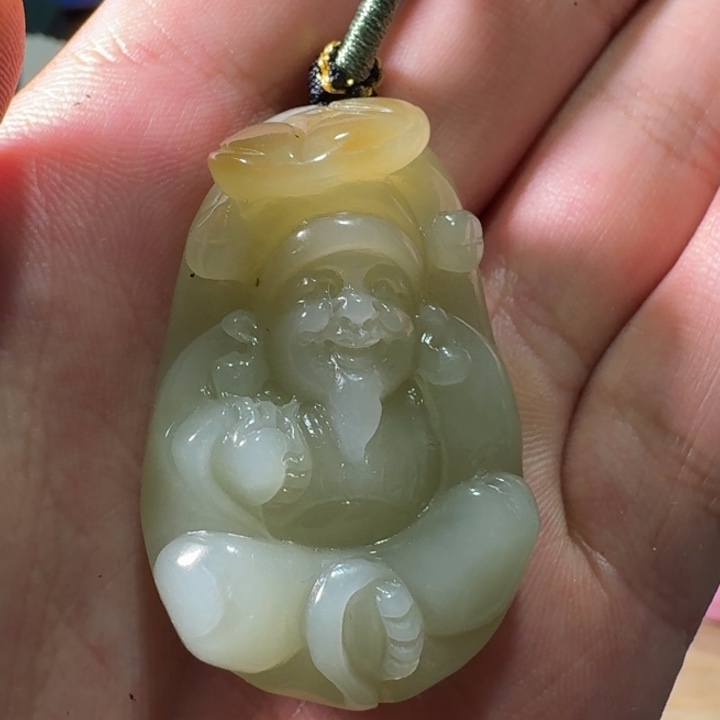 未镶嵌和田玉（糖玉）挂件