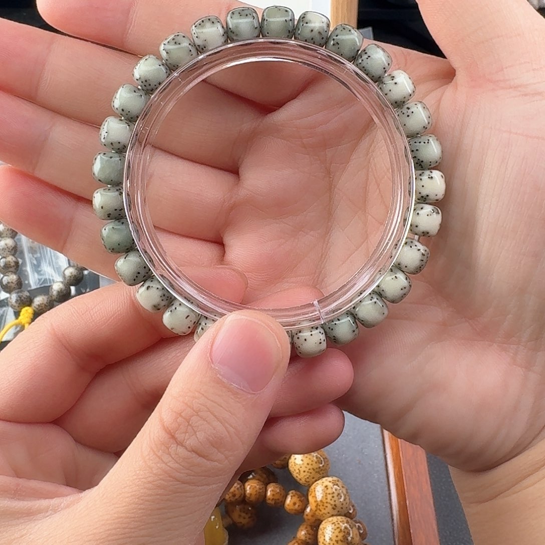 星月菩提手串河豚7*8