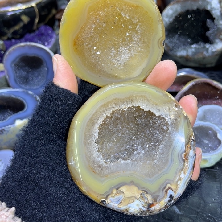 未镶嵌水晶珠宝半成品