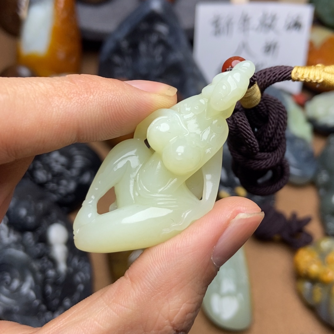 和田玉挂件未镶嵌