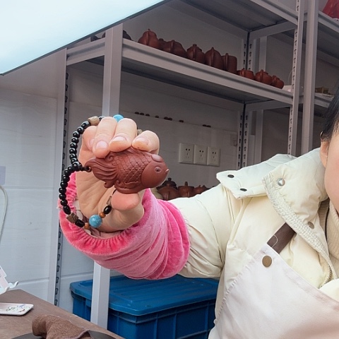 朱泥鱼手把件手把件