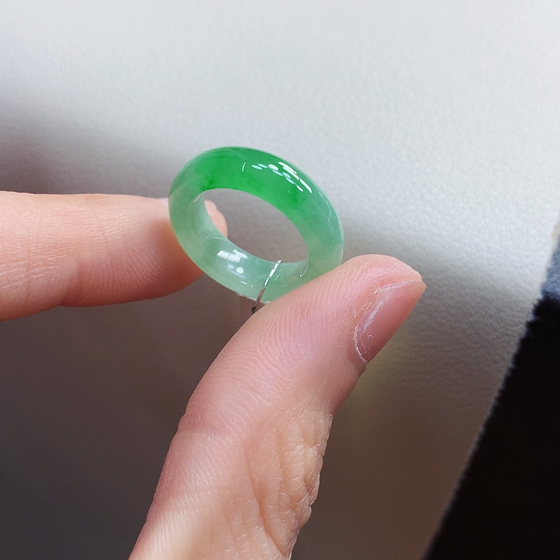 翡翠戒指未镶嵌5号