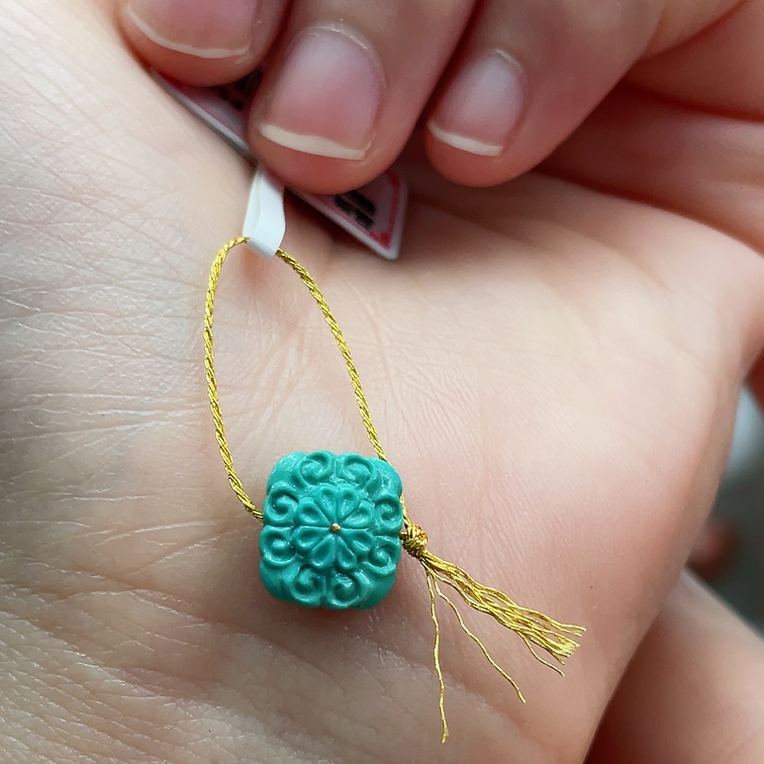 绿松石颈饰未镶嵌