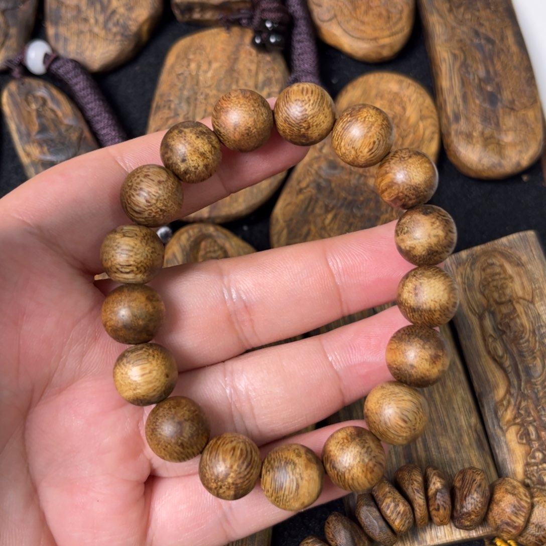 沉香手串奇楠沉香卡1.2圆珠单圈手串一条（福利）