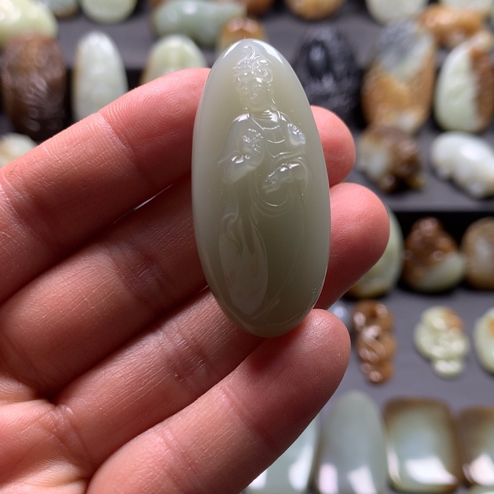 和田玉（糖玉）颈饰未镶嵌