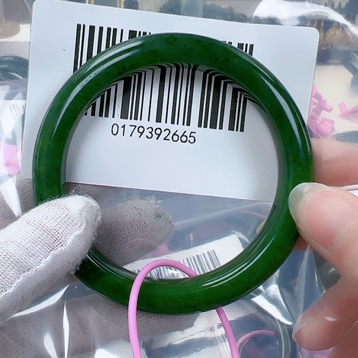 和田玉（碧玉）手镯未镶嵌59