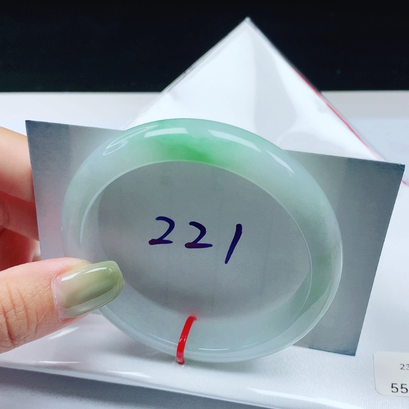 【闪购商品】翡翠未镶嵌手镯 正圈55+