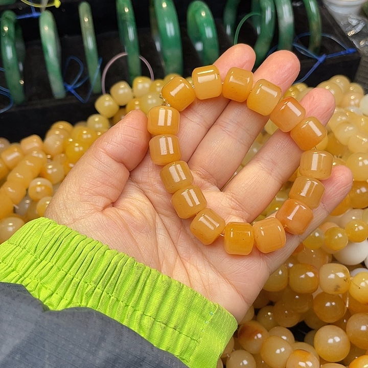 石英质玉未镶嵌手链