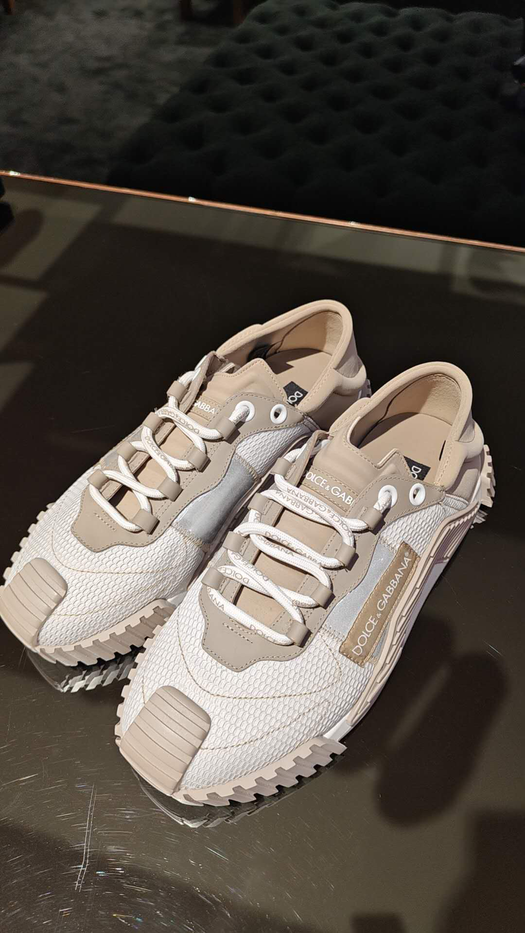 （可可在米兰）D…G新款 饼干鞋 米色