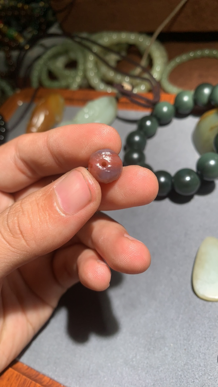 新疆和田玉精工单圈手串