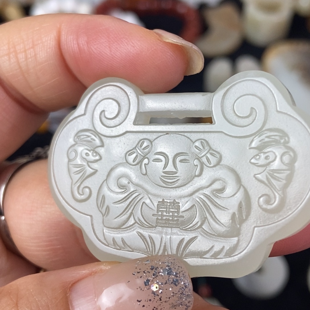 未镶嵌和田玉挂件