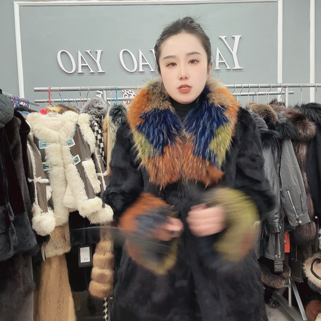 姚小妖家高端皮草