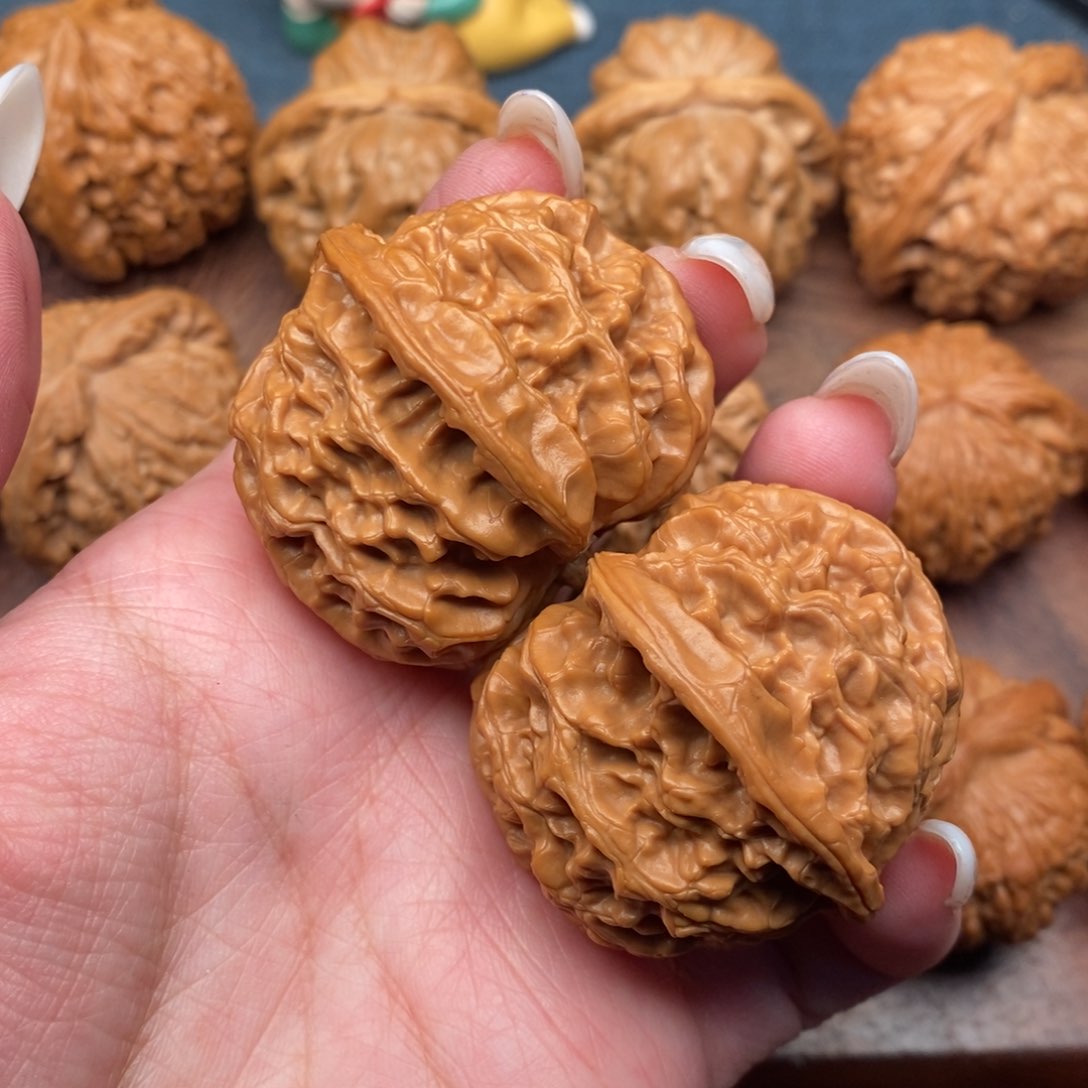 文玩核桃把件肉球苹果42，大克重44.5