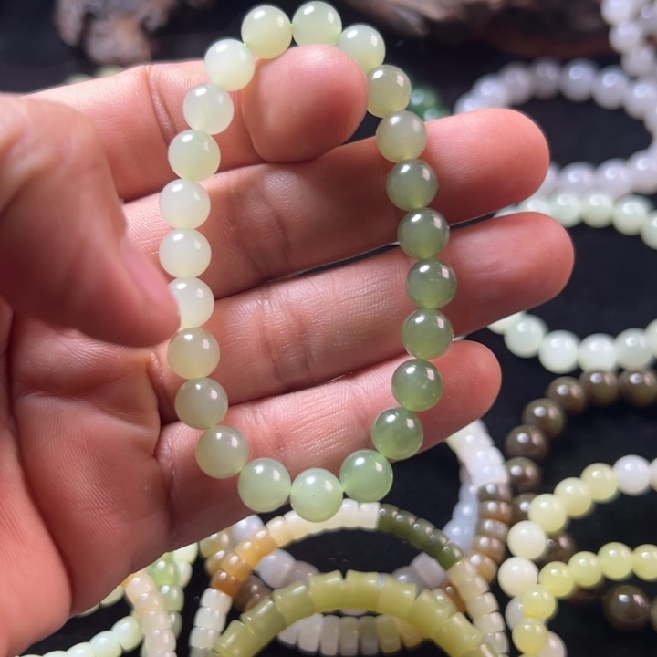 和田玉（糖玉）未镶嵌手链