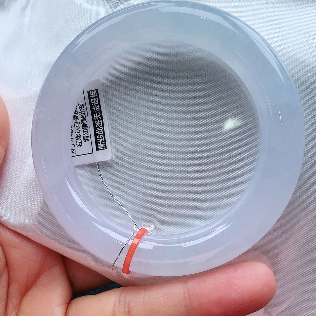 翡翠手镯未镶嵌猫**米天然翡翠手镯