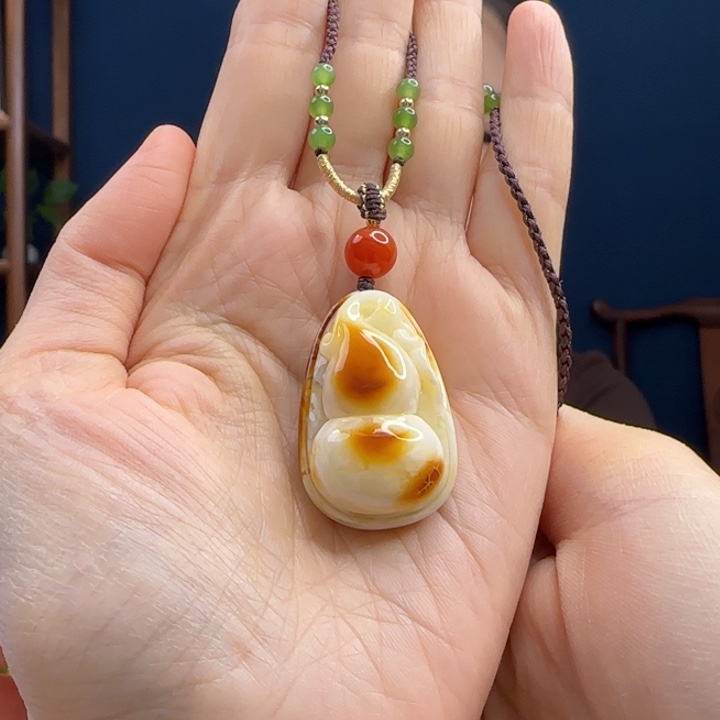 蜜蜡吊坠(赠链)未镶嵌