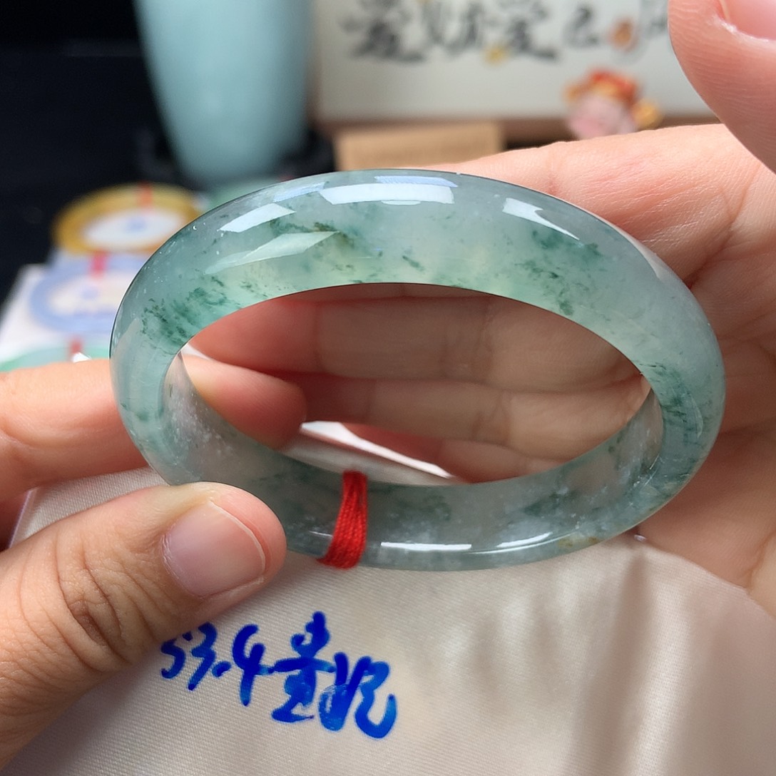翡翠未镶嵌手镯24号