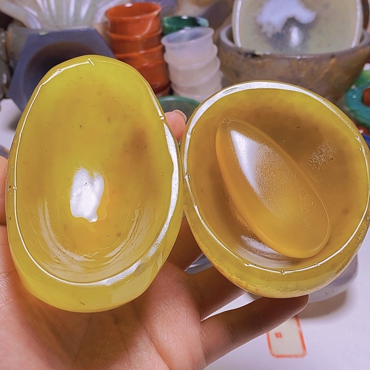 玛瑙/玉髓，未镶嵌兔**富