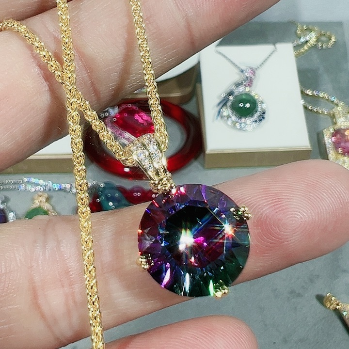 红宝石颈饰未镶嵌