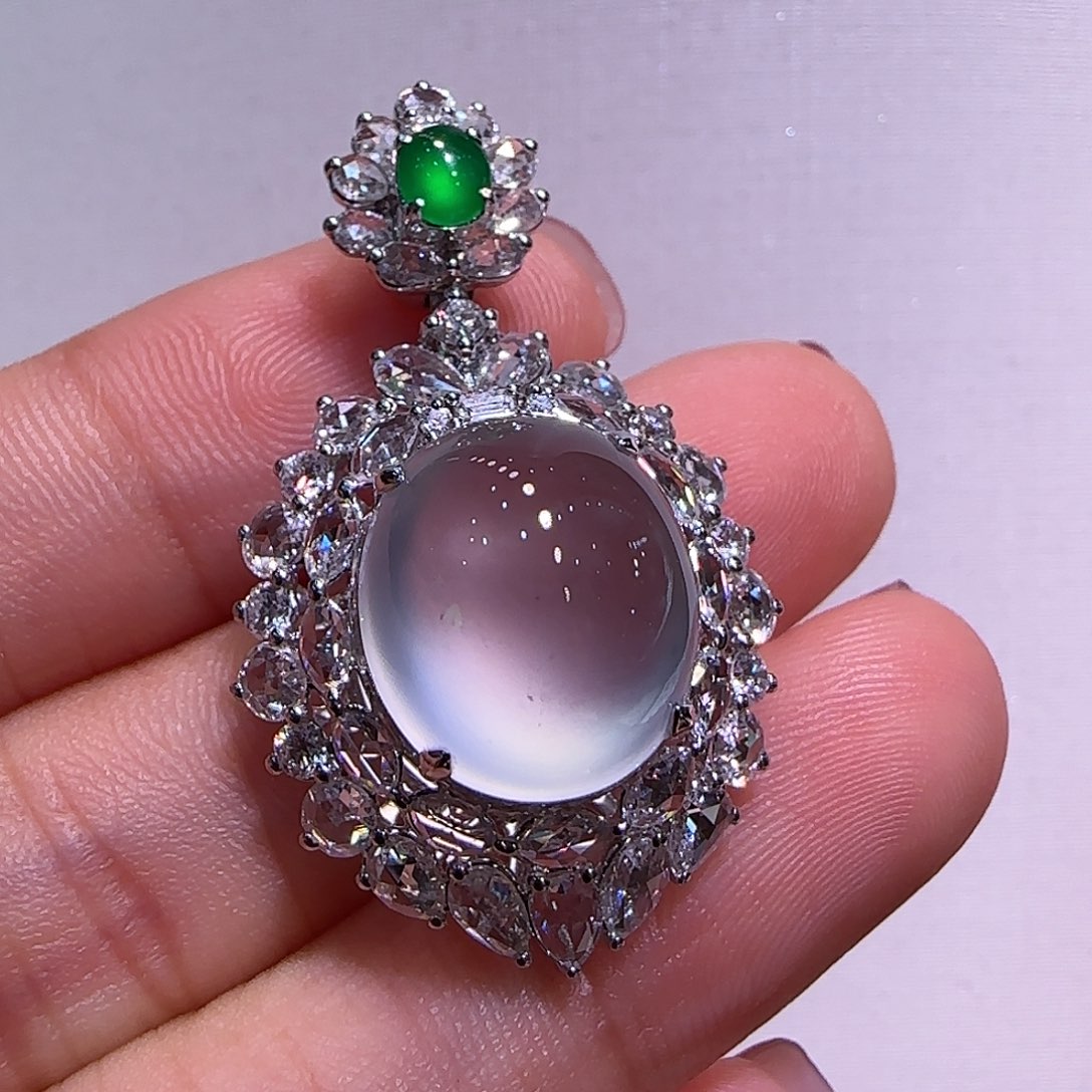 翡翠吊坠(不含链)18K金镶嵌吊坠