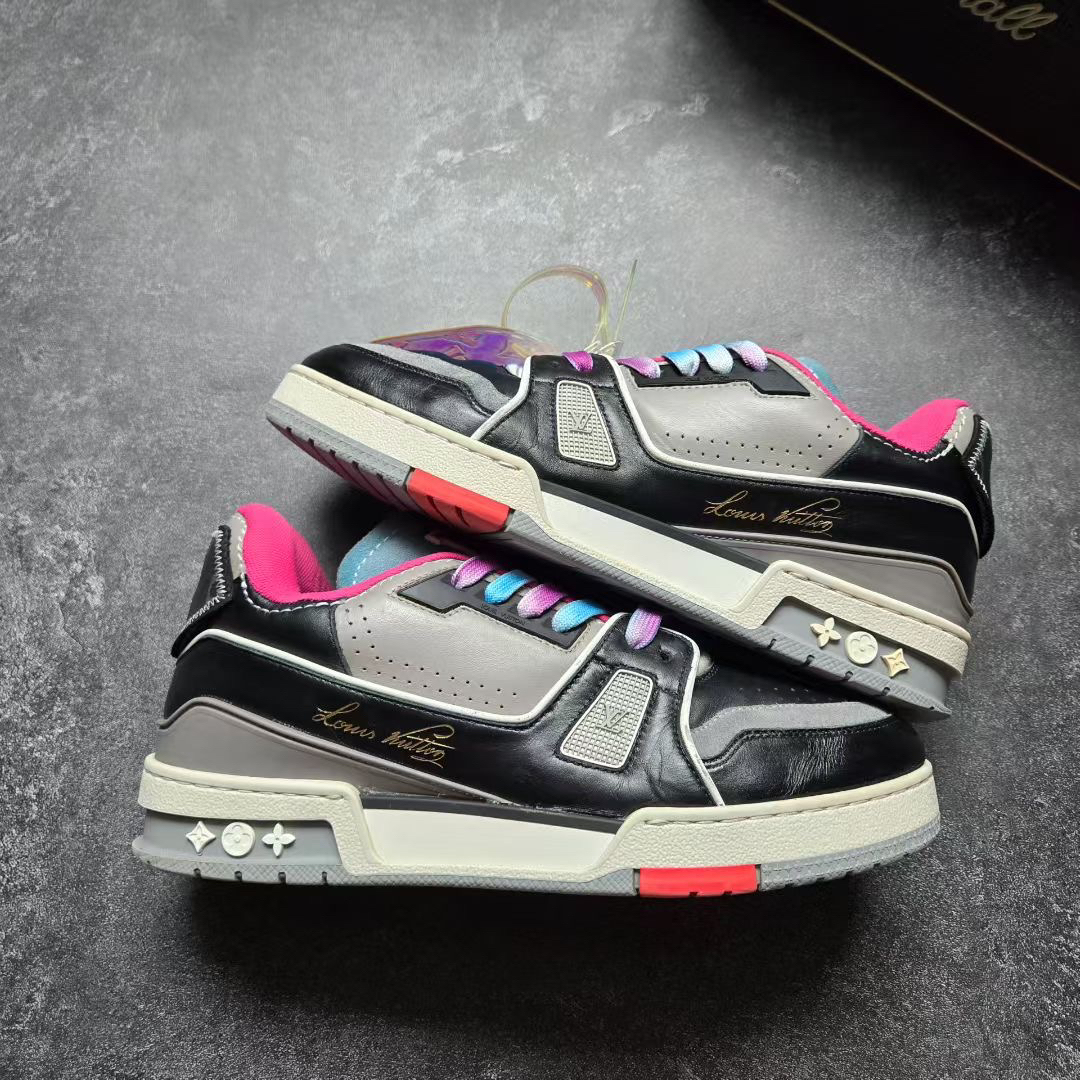 99新 LouisVuitton/路易威登 40.5码 TRAINER 黑粉秀款黑水泥 鞋