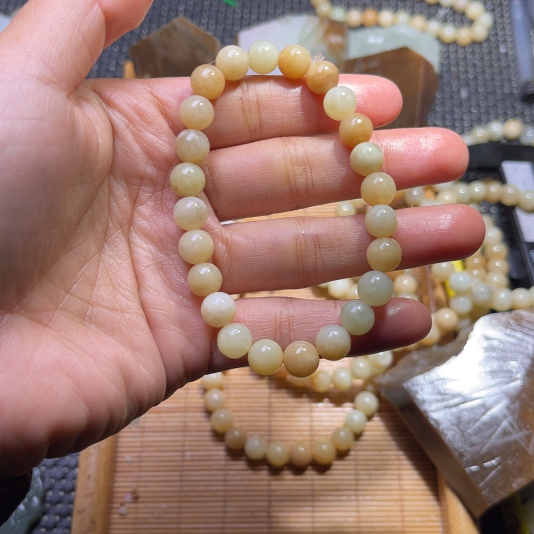 未镶嵌和田玉车挂