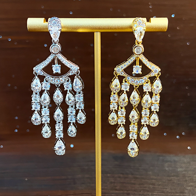 纯铜锆石耳饰 轻奢风铃流苏水滴耳环小众设计感高级夸张重工耳饰