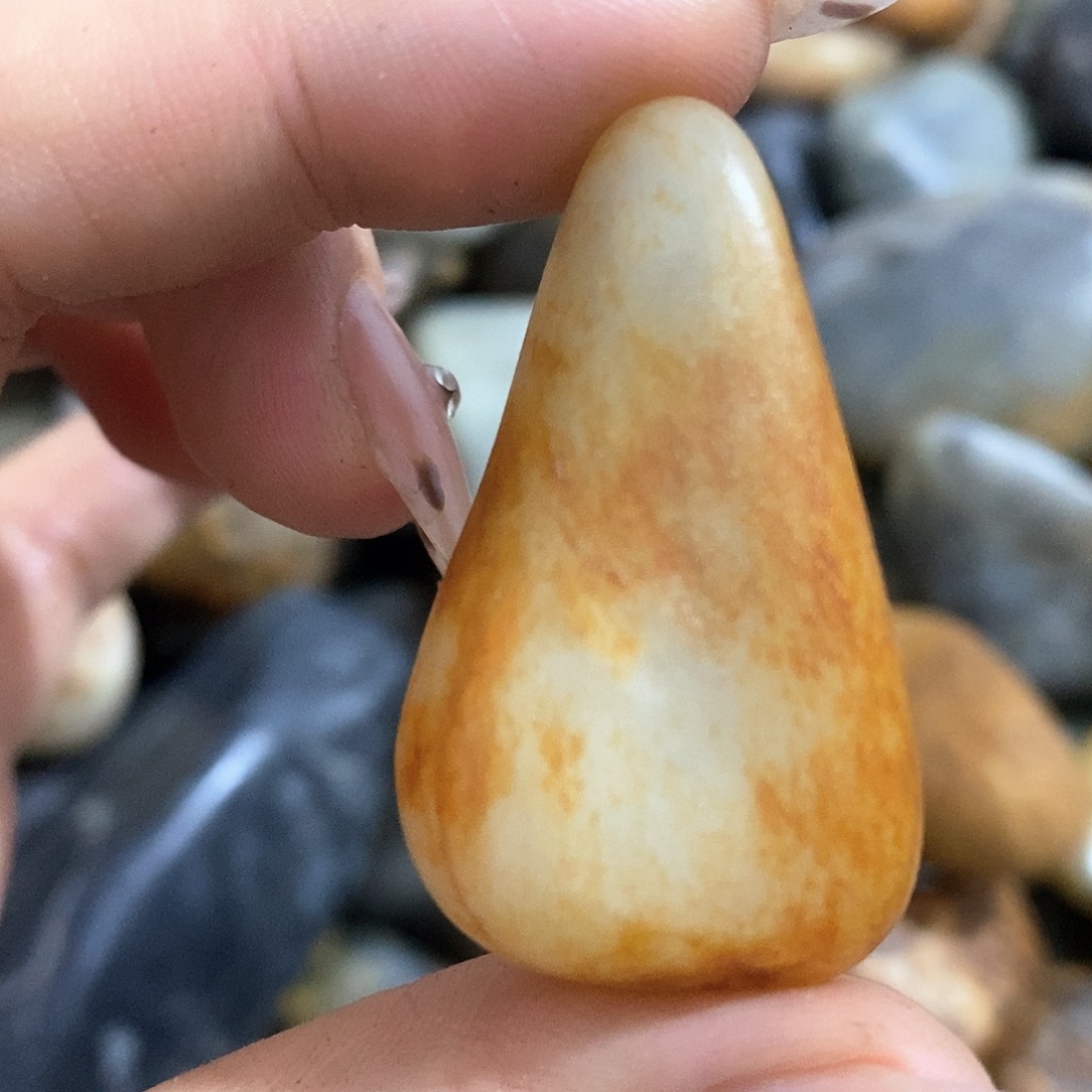 未镶嵌和田玉（糖玉）挂件