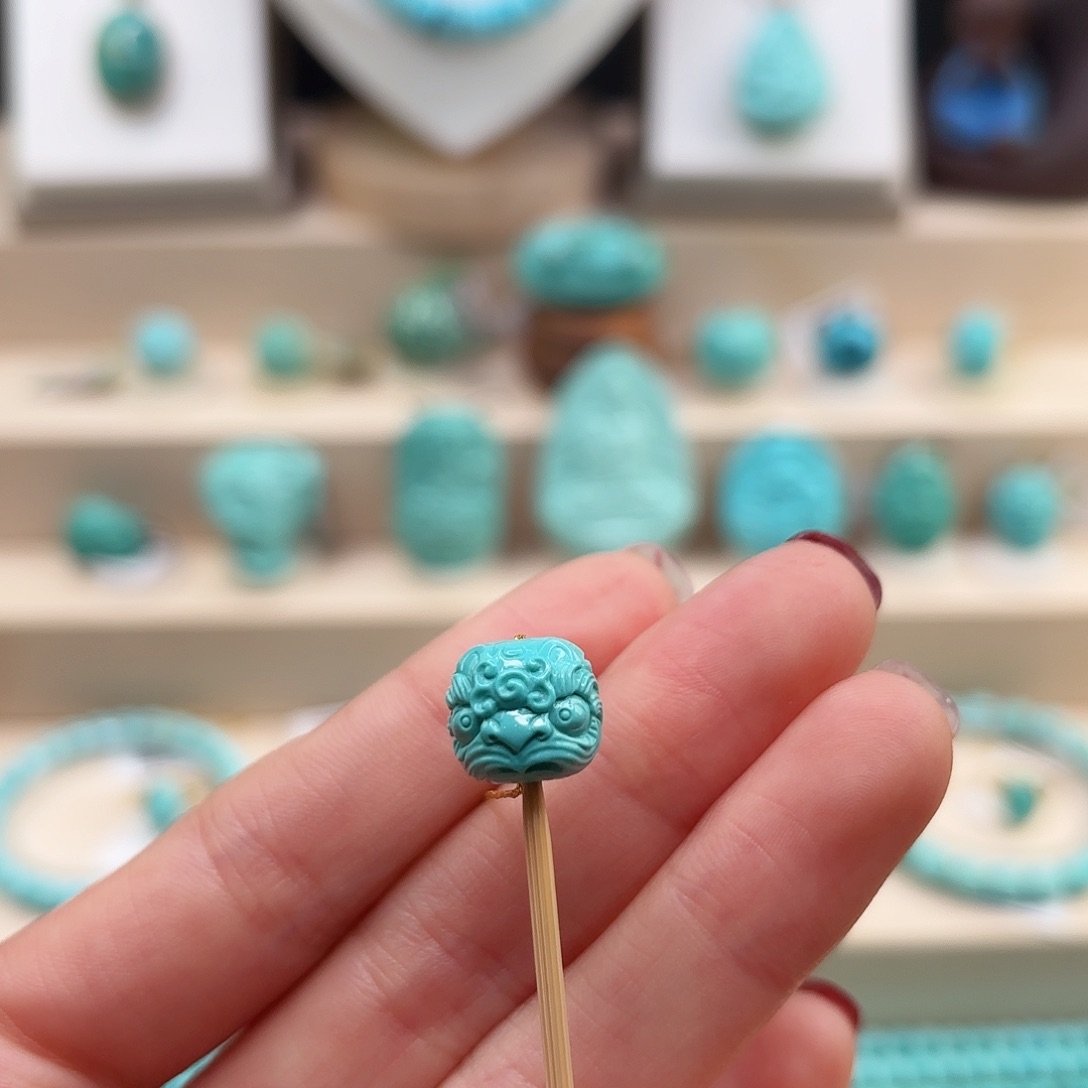 绿松石配饰未镶嵌