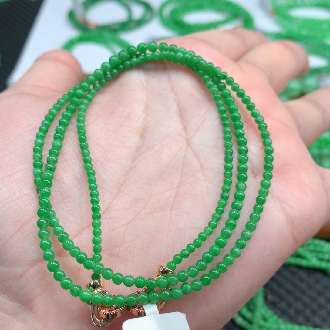 翡翠手链未镶嵌翡翠