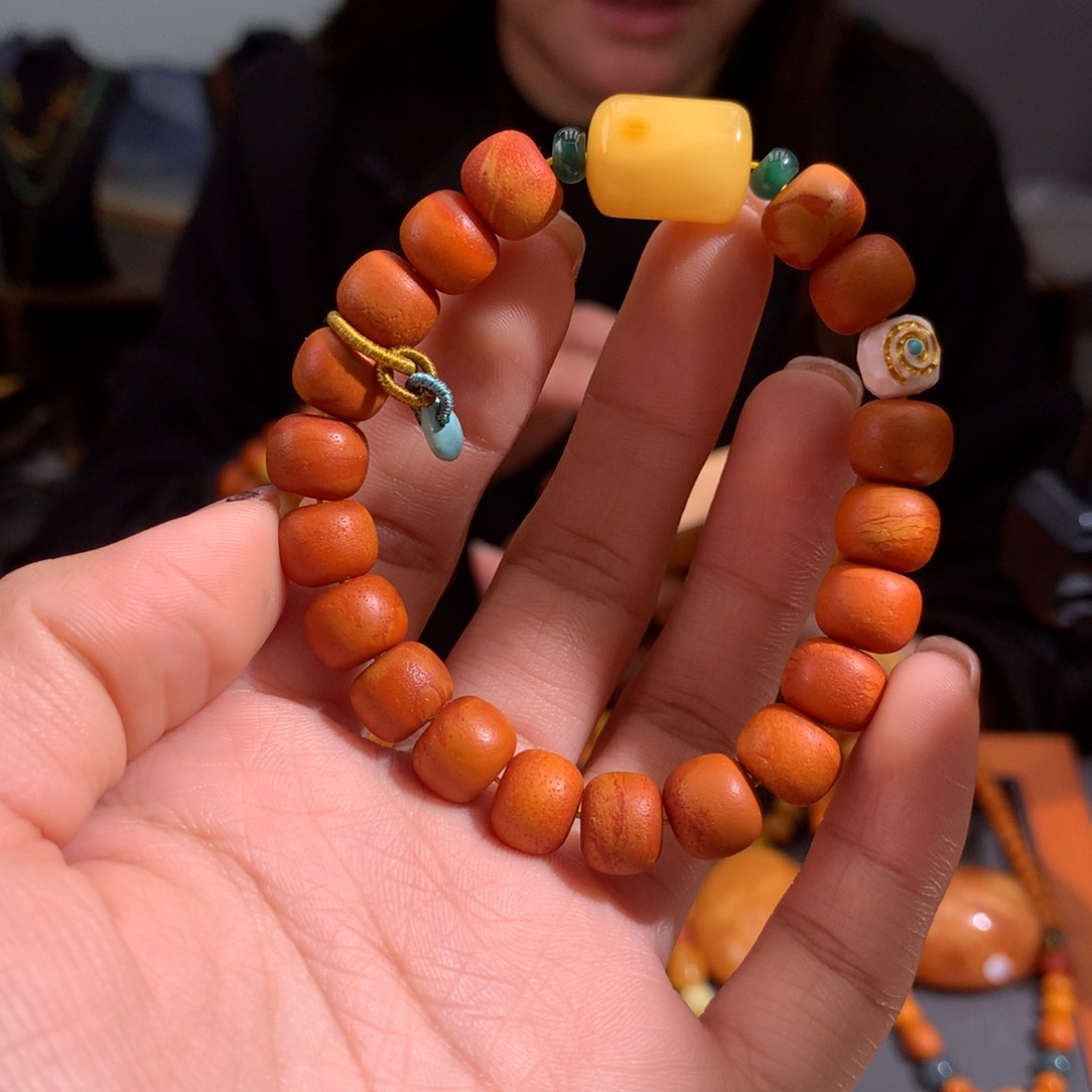 蜜蜡手串未镶嵌天然