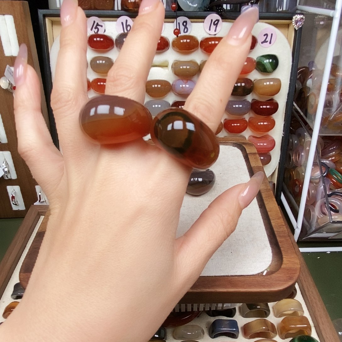 倩***児玛瑙/玉髓合金戒指