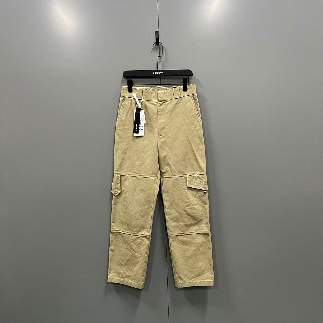 99新 LouisVuitton/路易威登 yy 卡其色工装裤 36码 006707