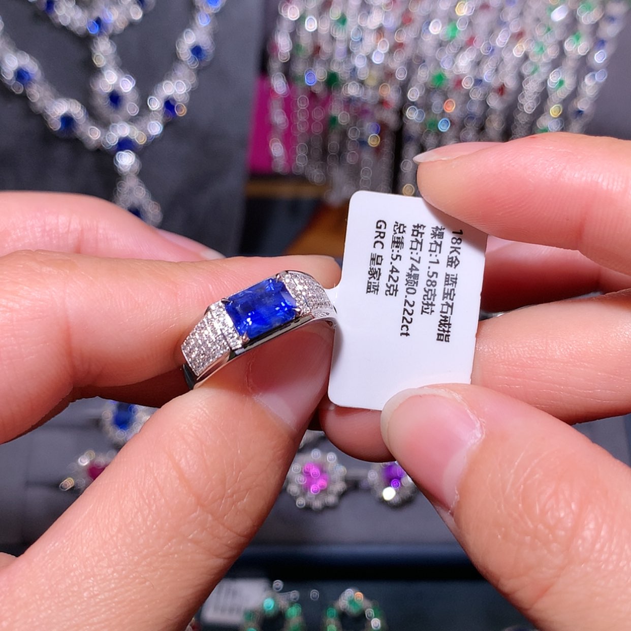 【闪购商品】蓝宝石戒指18K金镶嵌