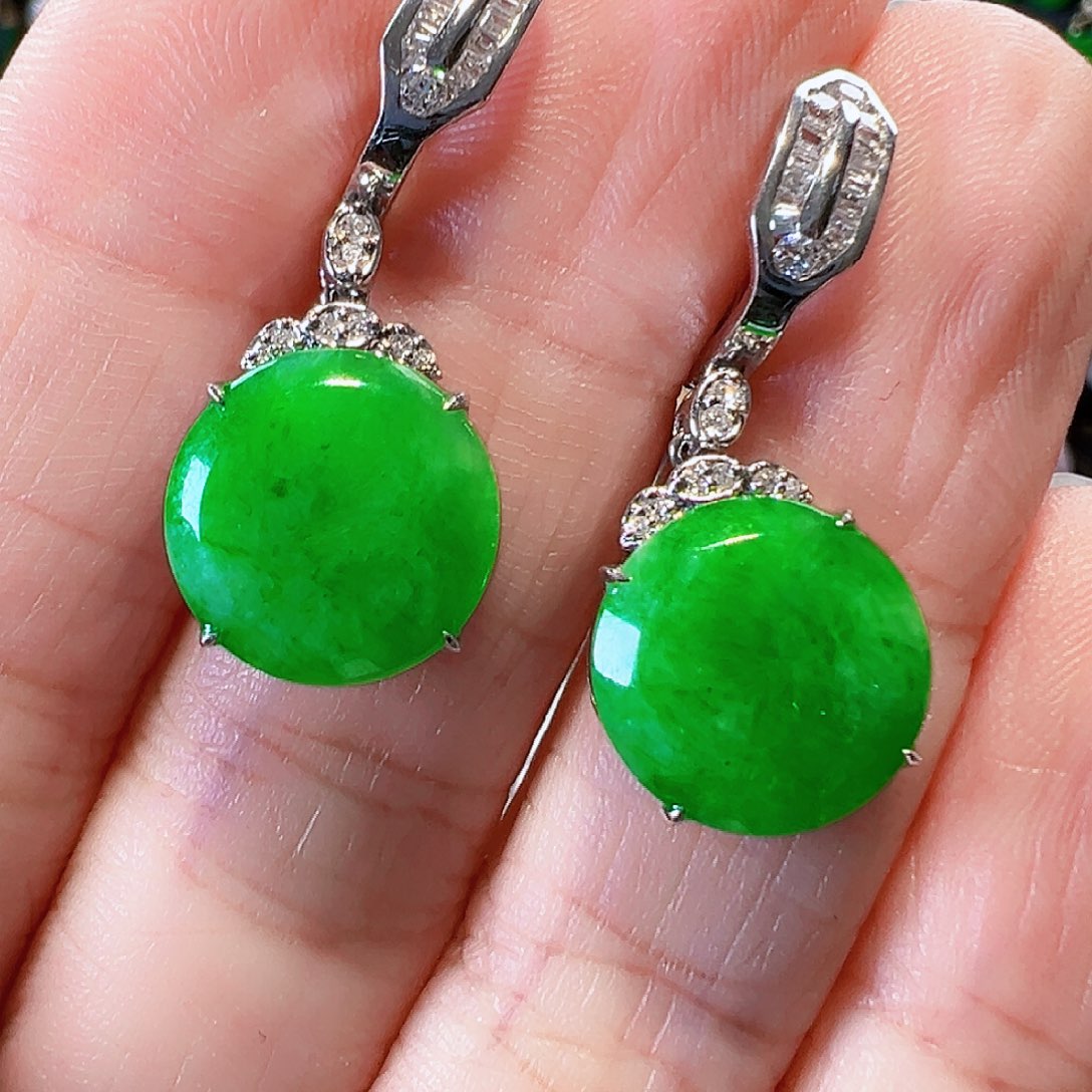 翡翠耳饰18K金镶嵌签收后24小时鉴赏期