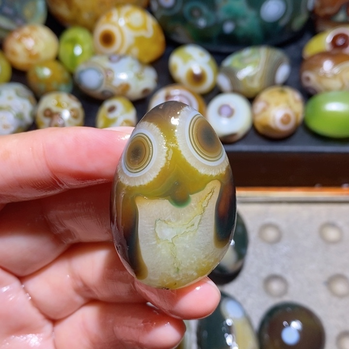 未镶嵌玛瑙/玉髓珠宝半成品134