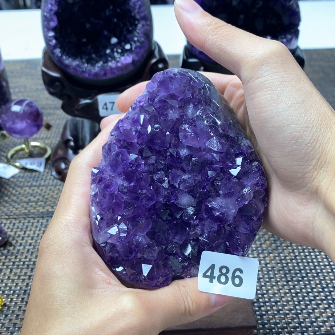 紫晶大型摆件（非配饰）未镶嵌