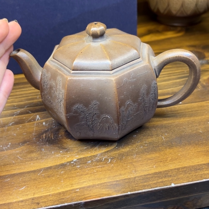 湾***缘紫砂壶等艺术精品