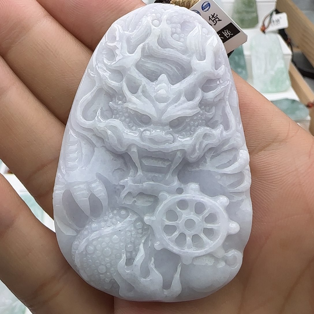 翡翠未镶嵌颈饰玲*翡翠