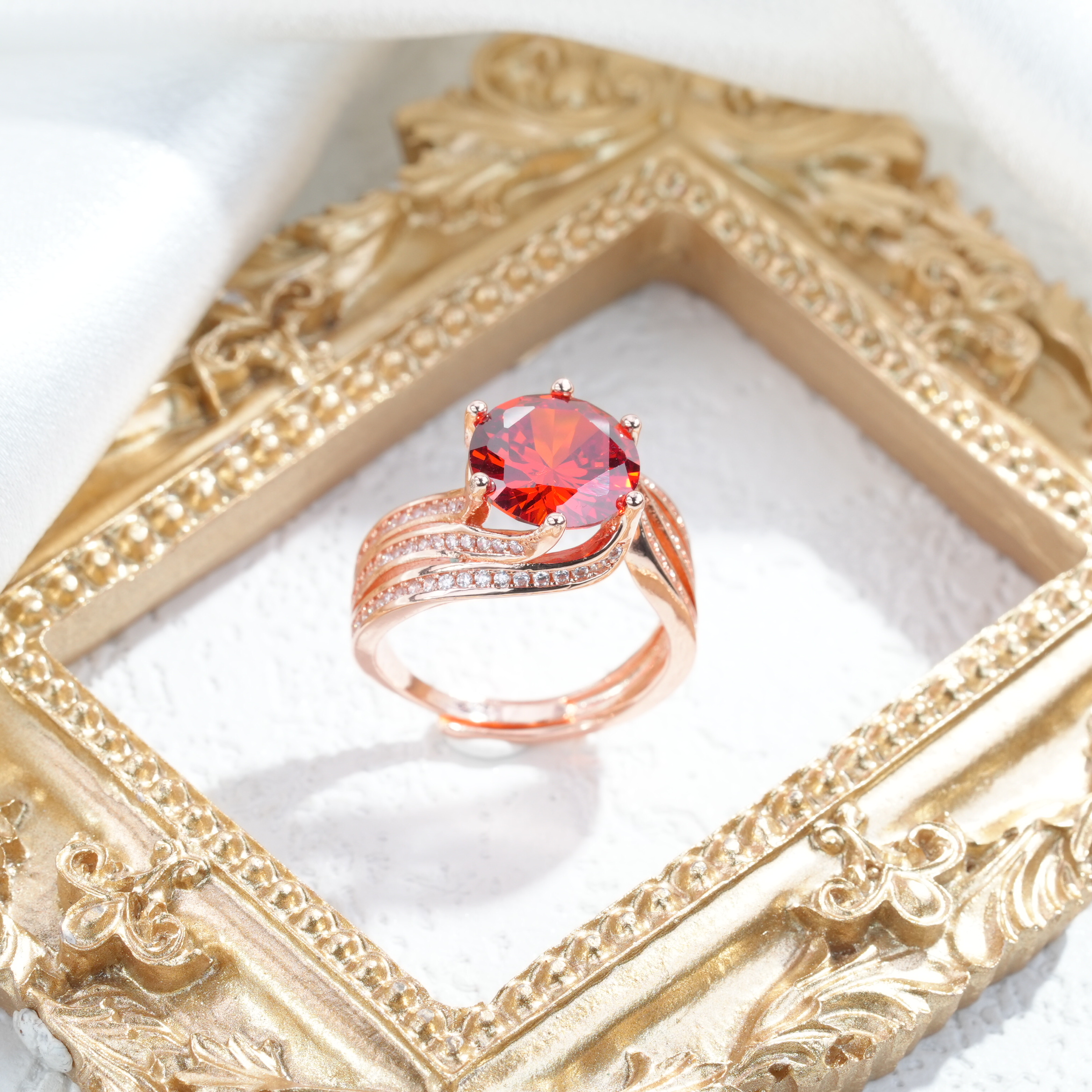 铜合金合成锆石戒指 铜合金合成立方氧化锆红色戒指指环轻奢7036