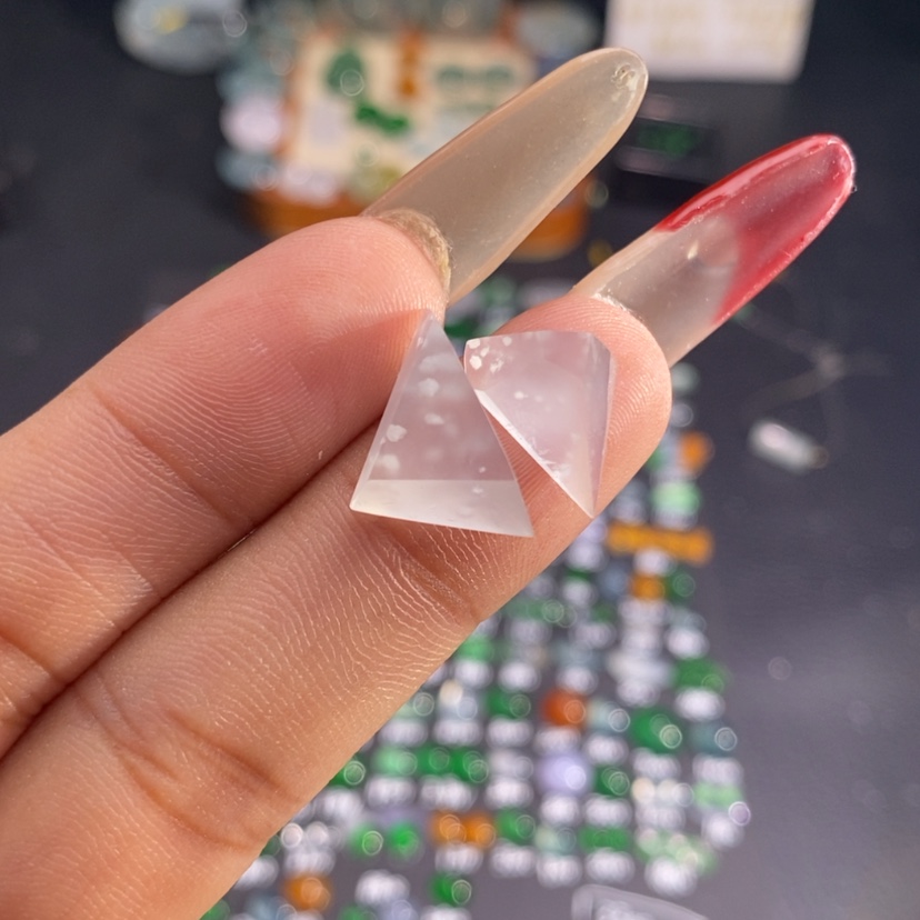 【闪购商品】翡翠挂件未镶嵌切割
