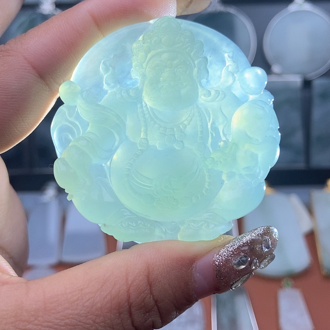 卧***胆翡翠未镶嵌吊坠(不含链)