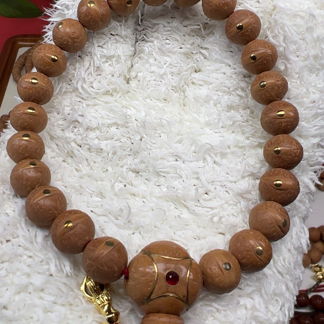 凤眼菩提手串镶嵌铜钉