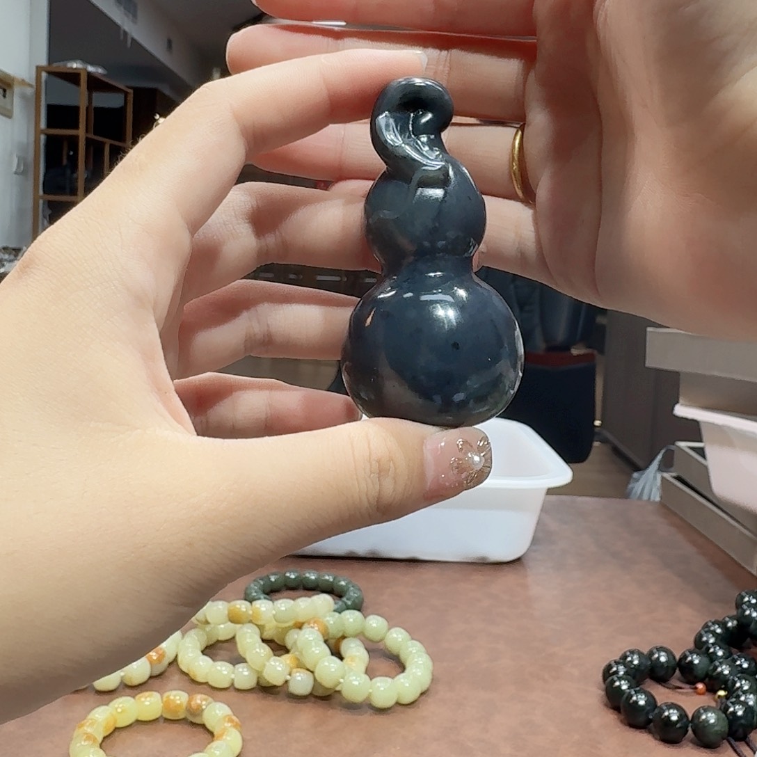 手串未镶嵌和田玉