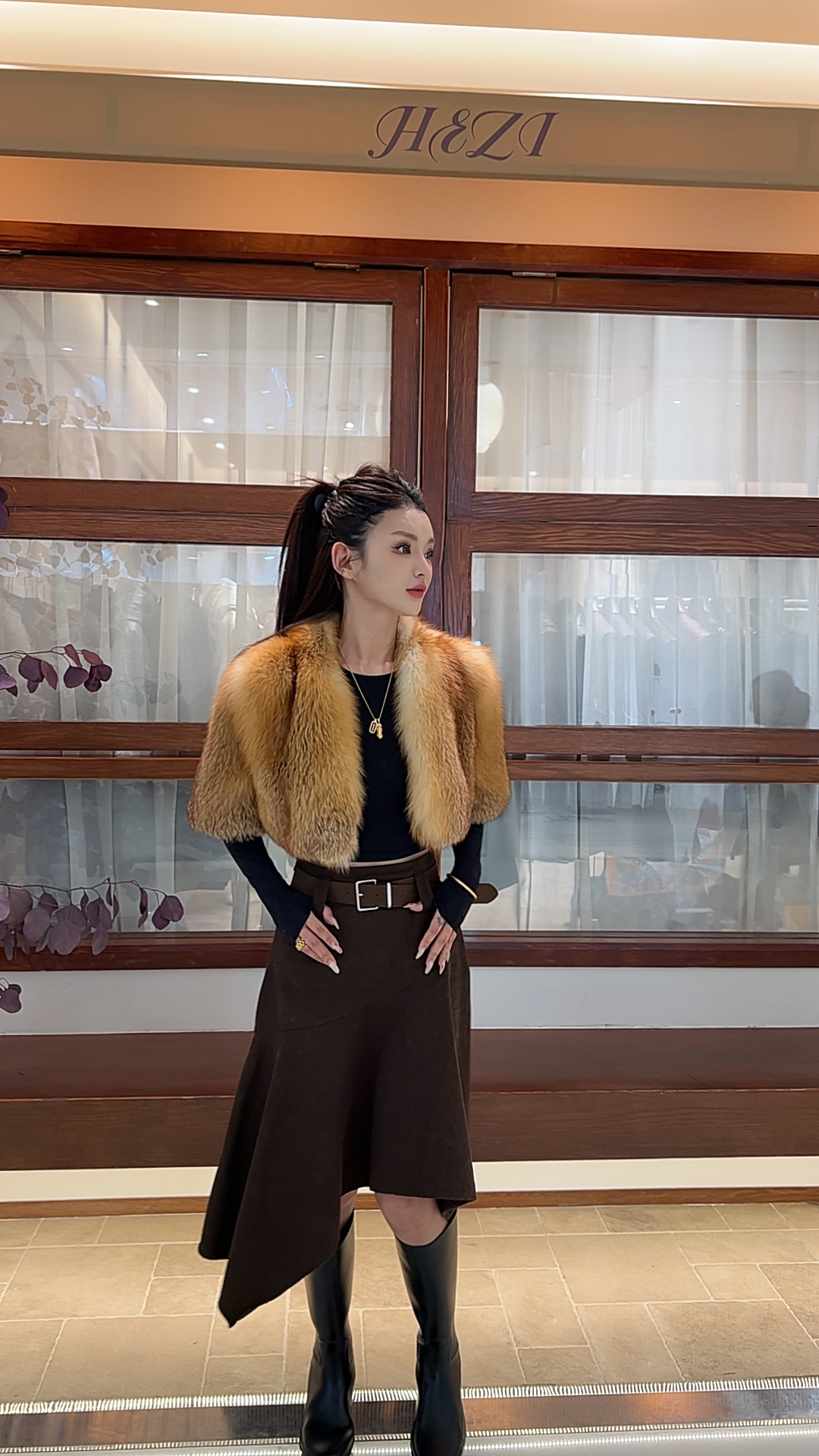 【老板娘直售】狐狸毛皮毛一体时尚坎肩设计师走秀款整皮款外套