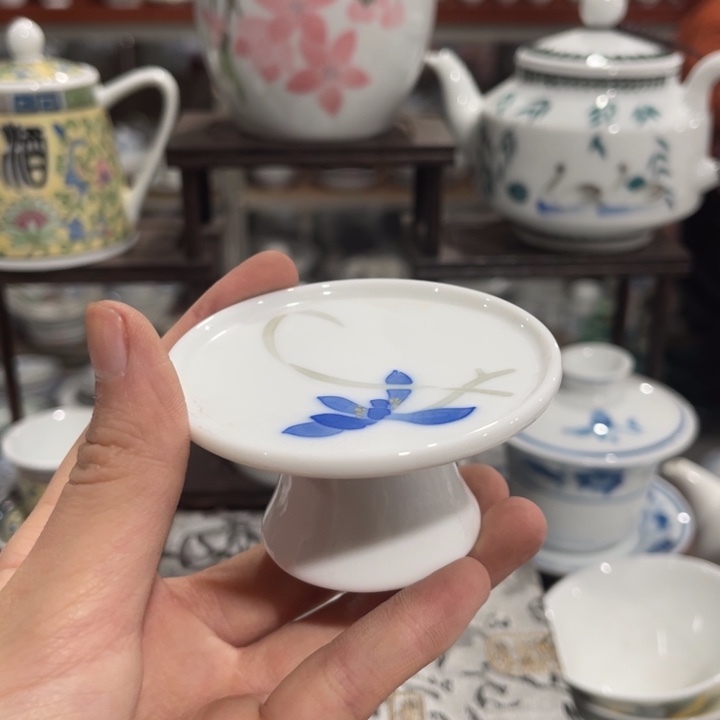 醴陵高温瓷釉下手绘7.5厘米梔*