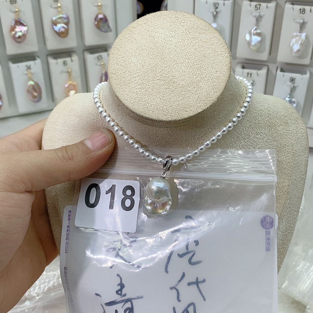 淡水珍珠颈饰合金